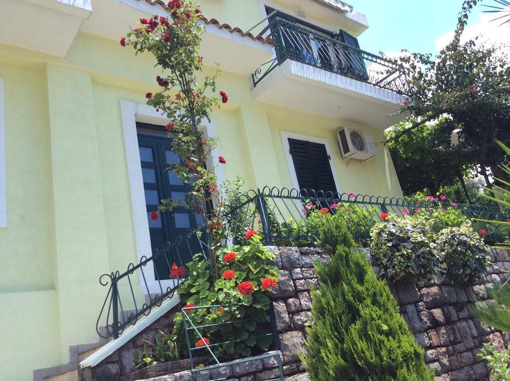Apartments Simo Petrovac الغرفة الصورة