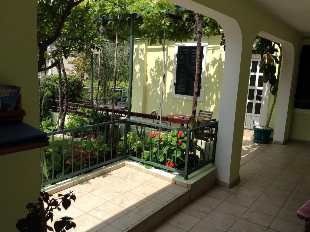 Apartments Simo Petrovac المظهر الخارجي الصورة